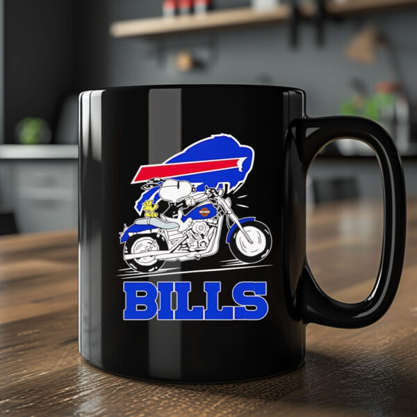 Snoopy riding motorcycle Buffalo Bills Mug 20242