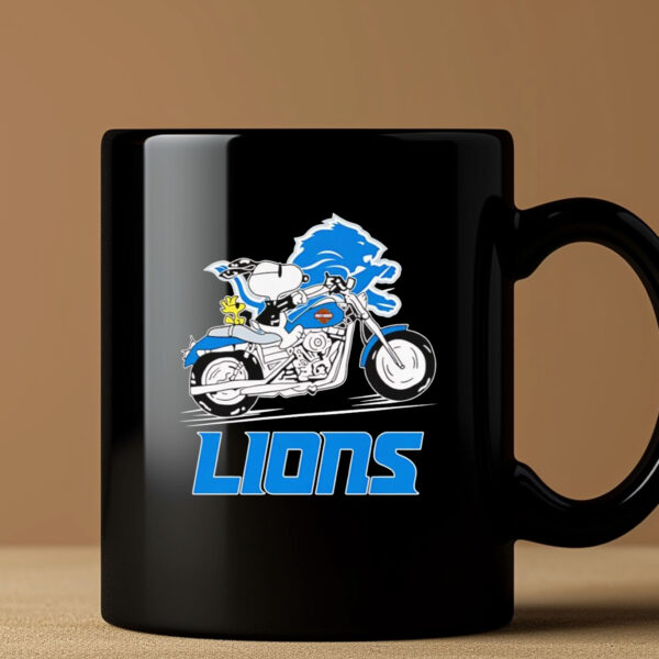 Snoopy riding motorcycle Detroit Lions Mug 20243