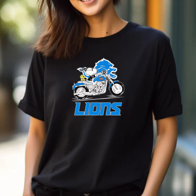 Snoopy riding motorcycle Detroit Lions T-shirt 2024