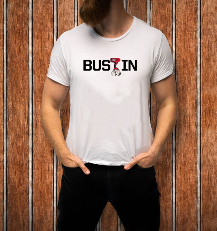 Bustin Lugs T-shirt