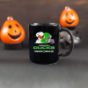 Snoopy hug Oregon Ducks forever win or lose Mug